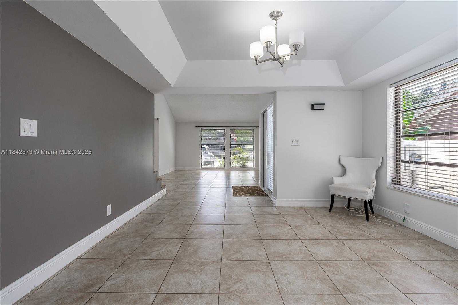 Small Image of 3930 SOUTH WEST 82ND TER, Davie Number 8