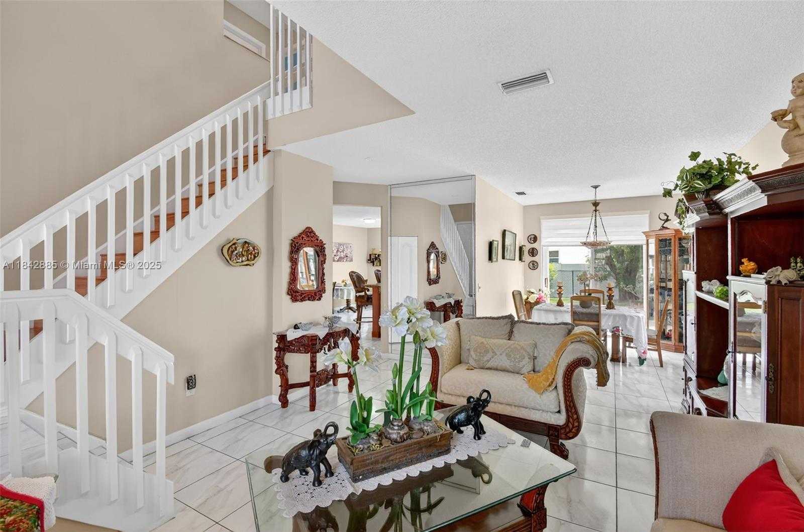 Small Image of 347 NORTH WEST 153RD LN, Pembroke Pines Number 10