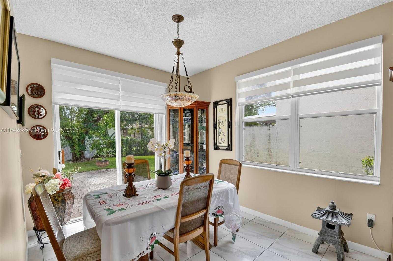 Small Image of 347 NORTH WEST 153RD LN, Pembroke Pines Number 13