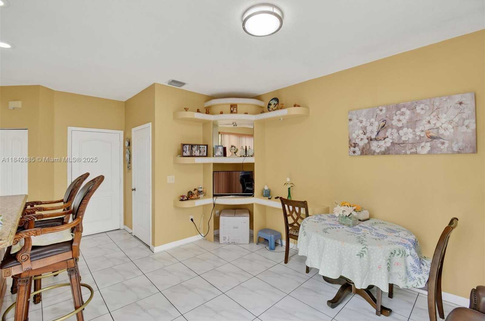 Small Image of 347 NORTH WEST 153RD LN, Pembroke Pines Number 19