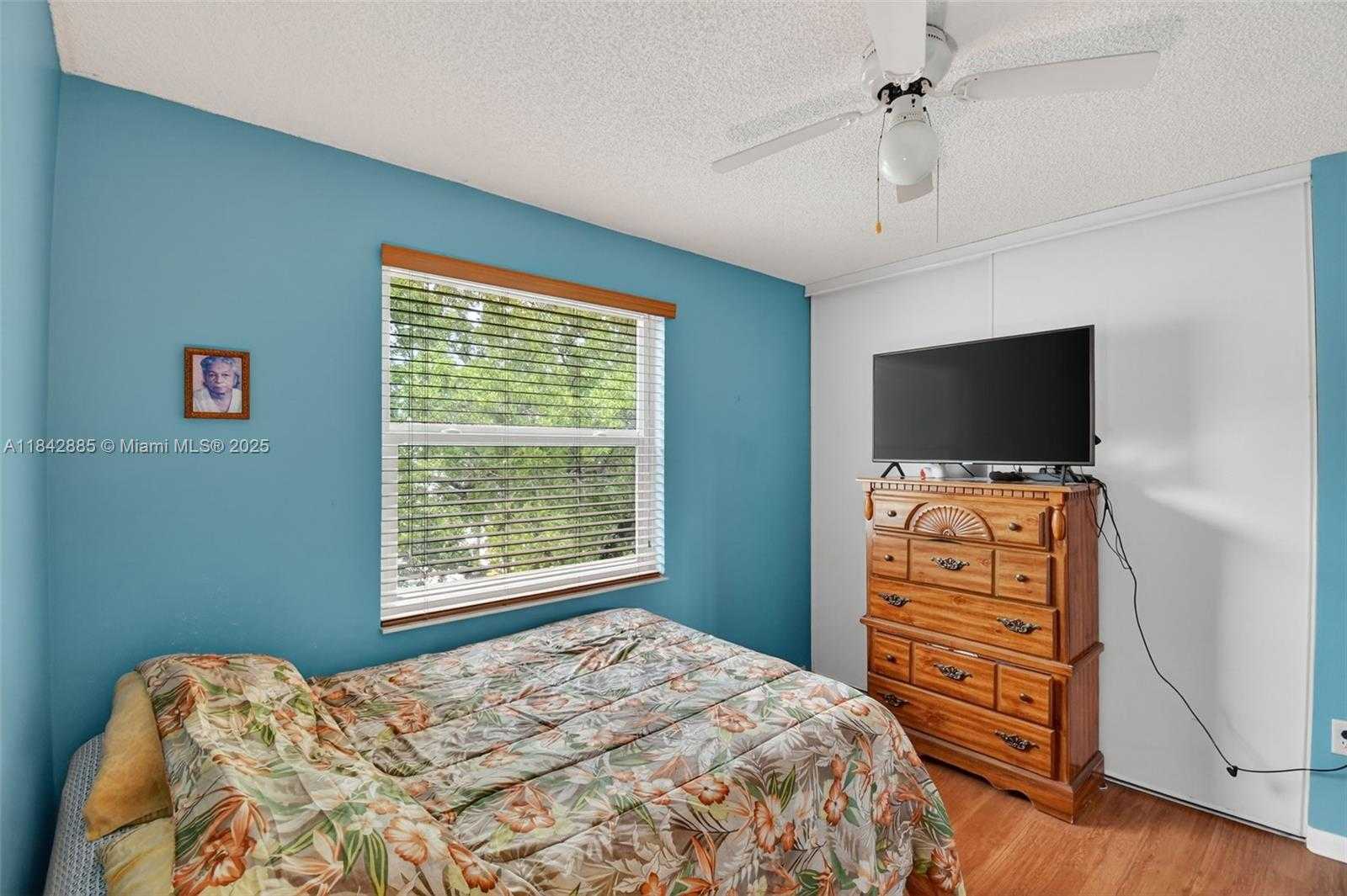 Small Image of 347 NORTH WEST 153RD LN, Pembroke Pines Number 29