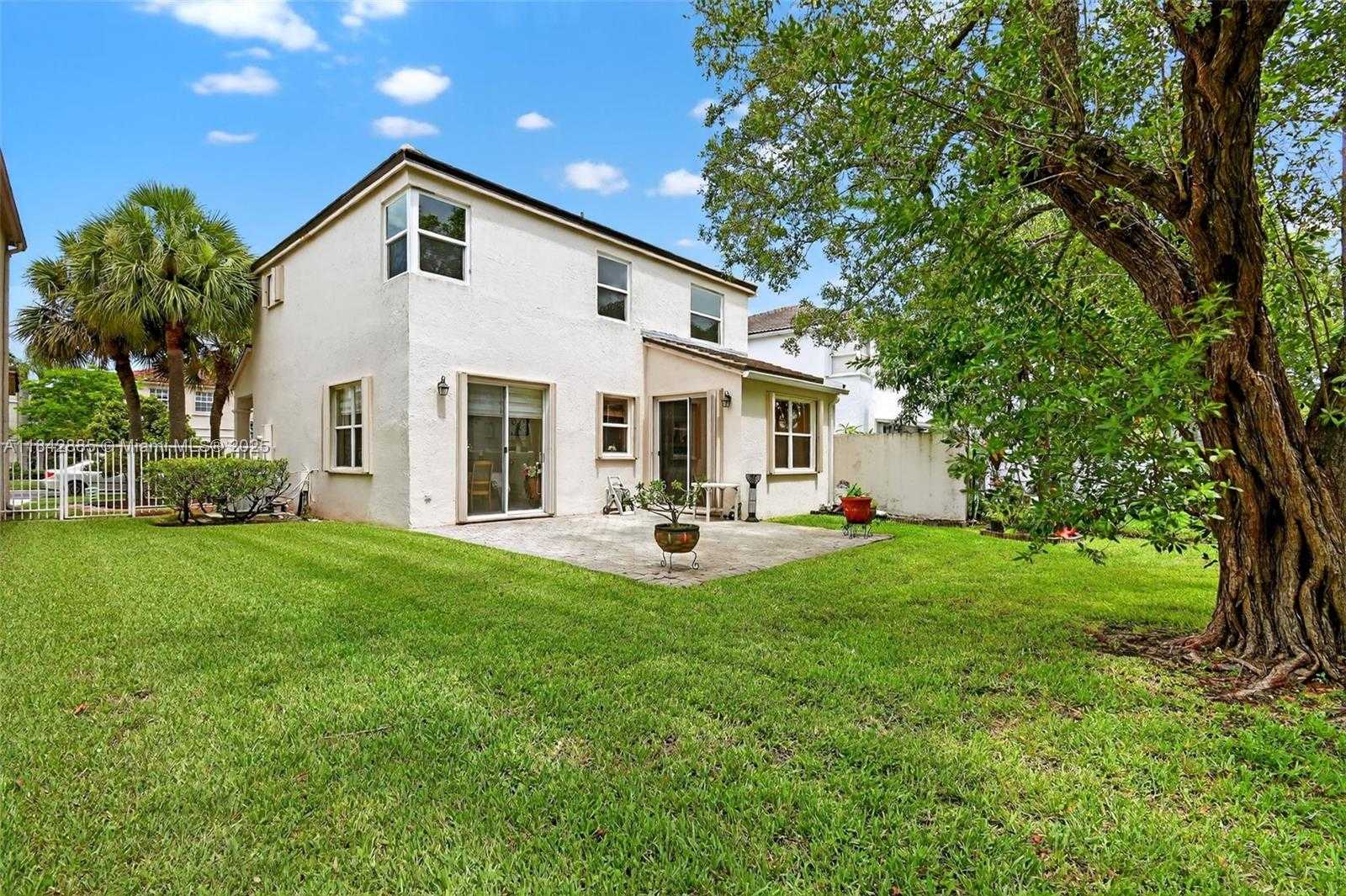Small Image of 347 NORTH WEST 153RD LN, Pembroke Pines Number 39