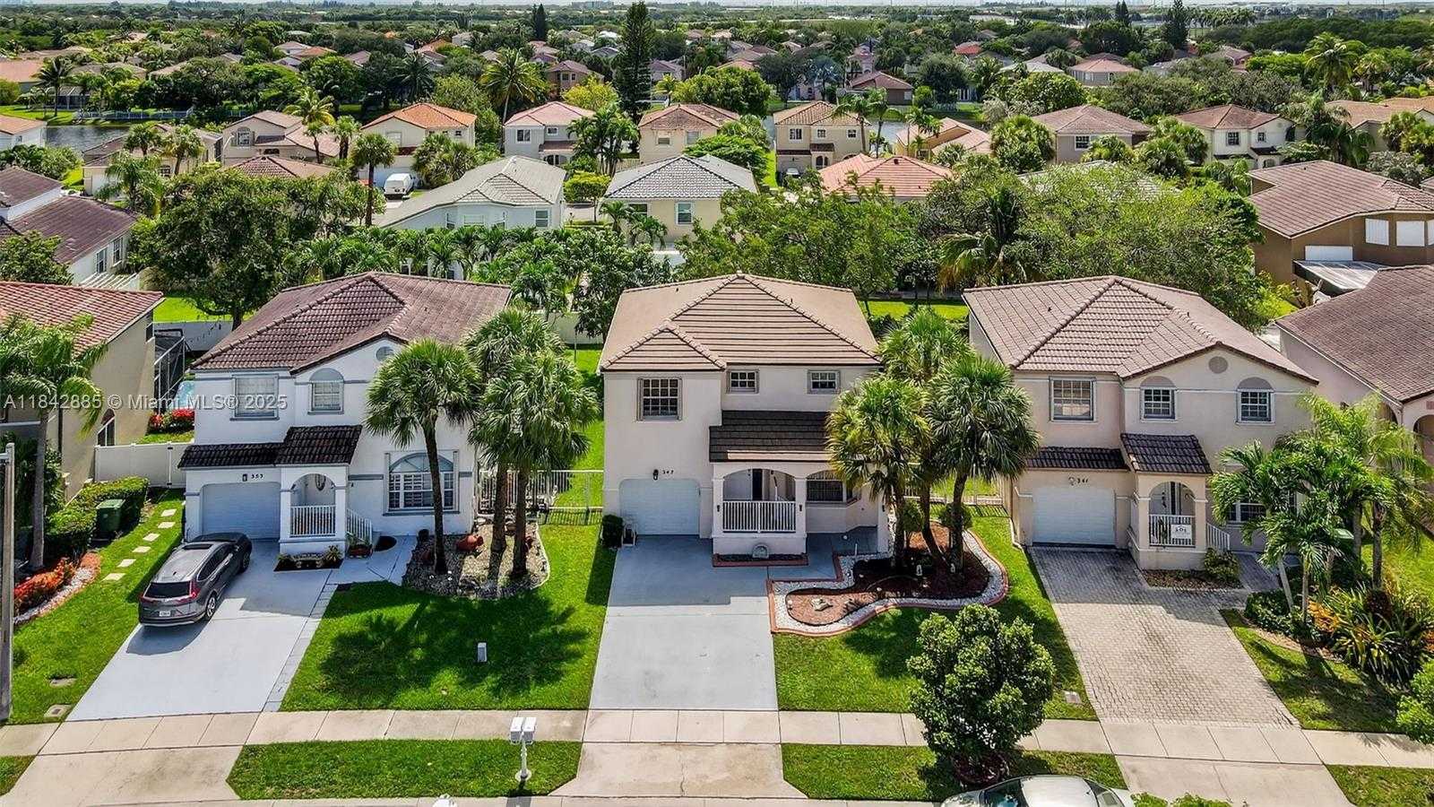 Small Image of 347 NORTH WEST 153RD LN, Pembroke Pines Number 43