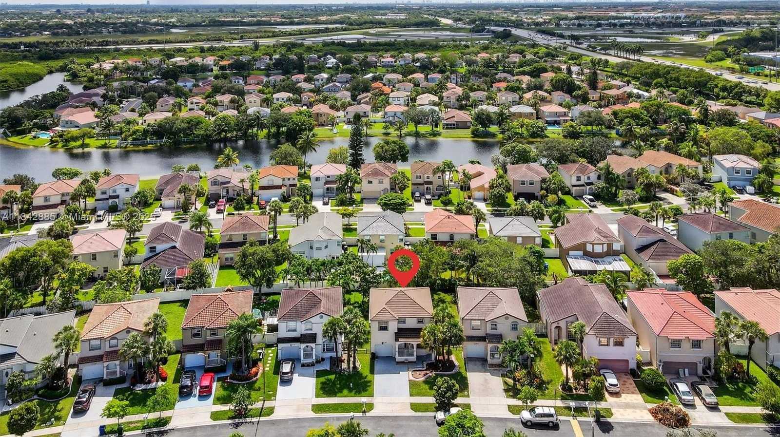 Small Image of 347 NORTH WEST 153RD LN, Pembroke Pines Number 45