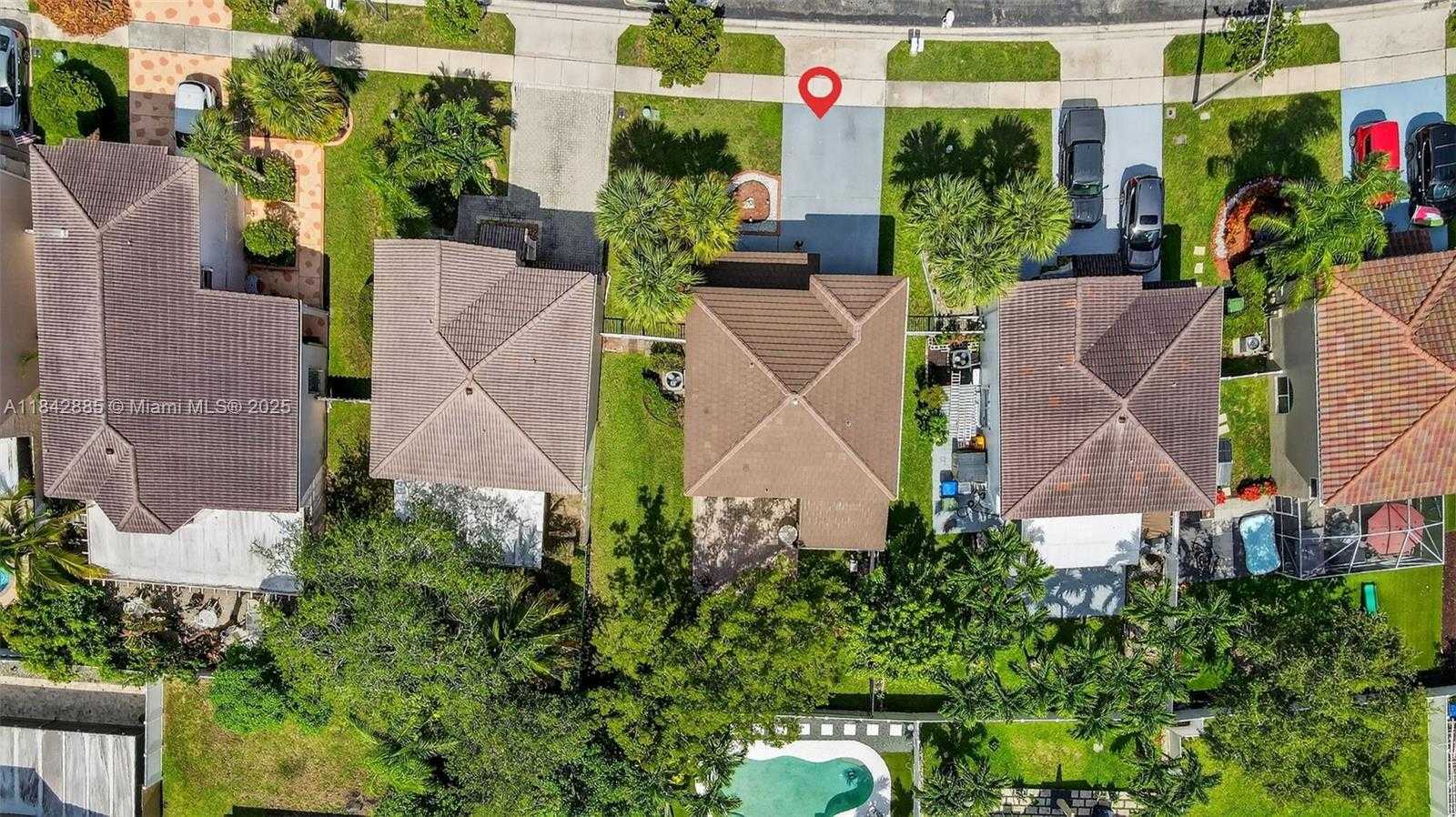 Small Image of 347 NORTH WEST 153RD LN, Pembroke Pines Number 53