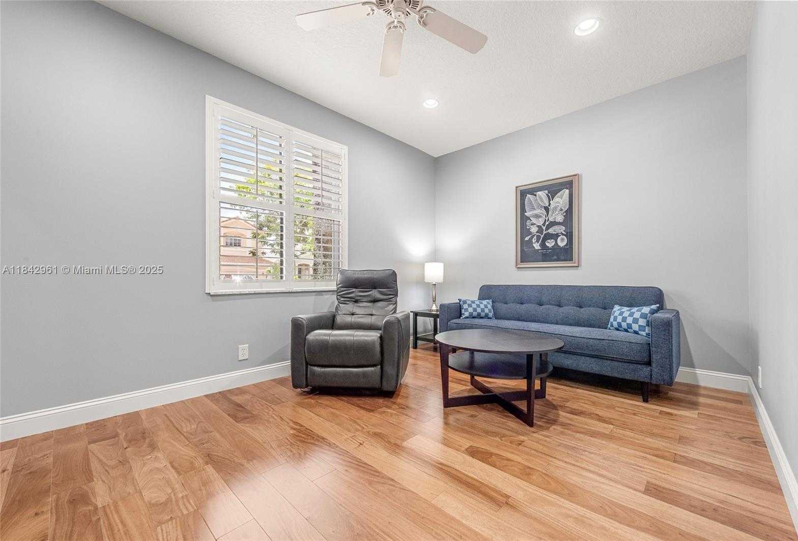 Small Image of 2530 HUNTERS RUN WAY, Weston Number 13