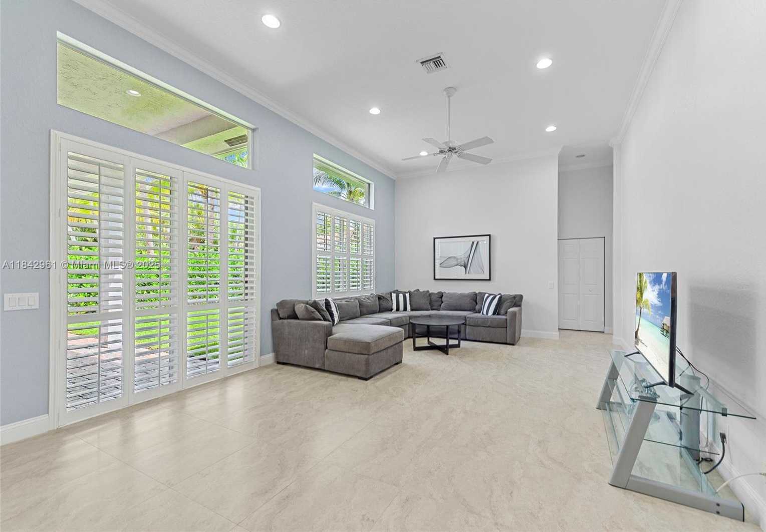 Small Image of 2530 HUNTERS RUN WAY, Weston Number 17