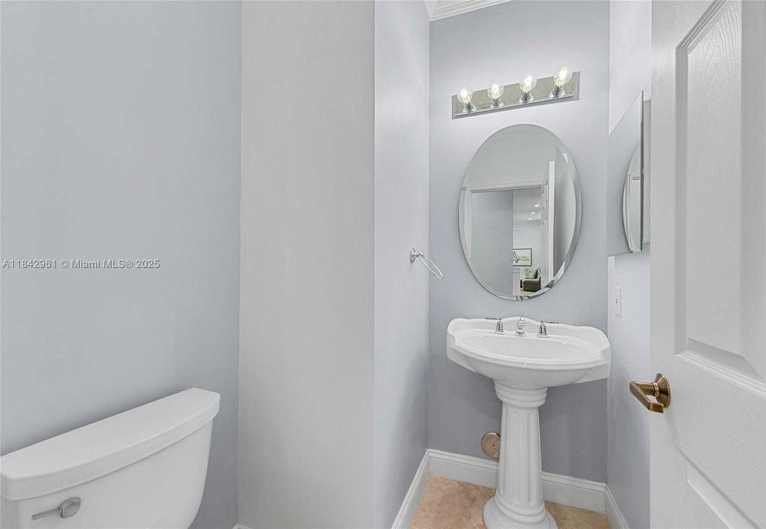 Small Image of 2530 HUNTERS RUN WAY, Weston Number 20