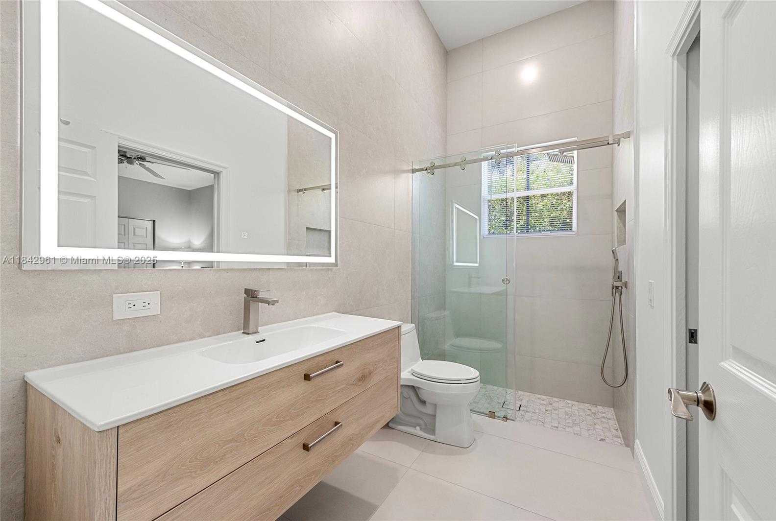 Small Image of 2530 HUNTERS RUN WAY, Weston Number 23
