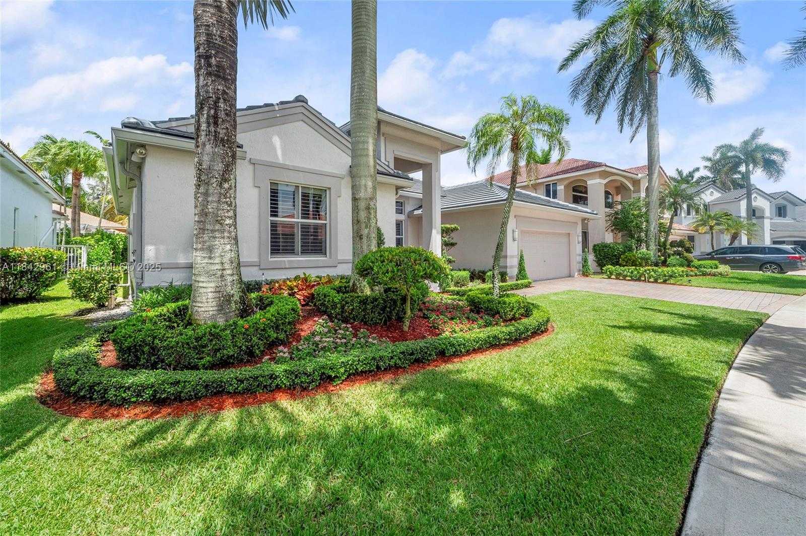 Small Image of 2530 HUNTERS RUN WAY, Weston Number 34