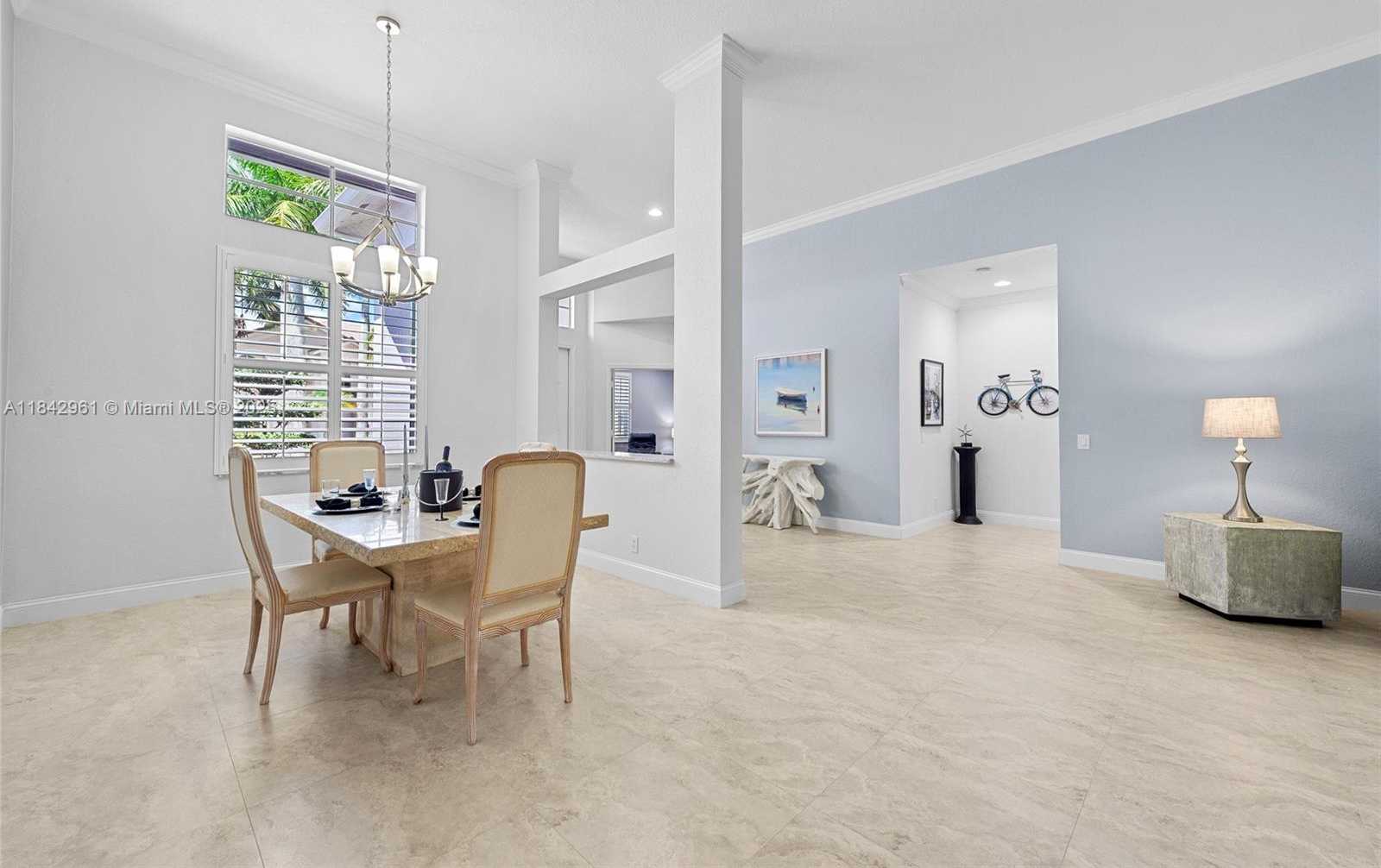Small Image of 2530 HUNTERS RUN WAY, Weston Number 4