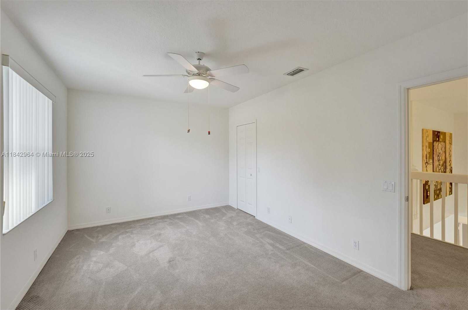 Small Image of 260 MONTCLAIRE DR, Weston Number 30