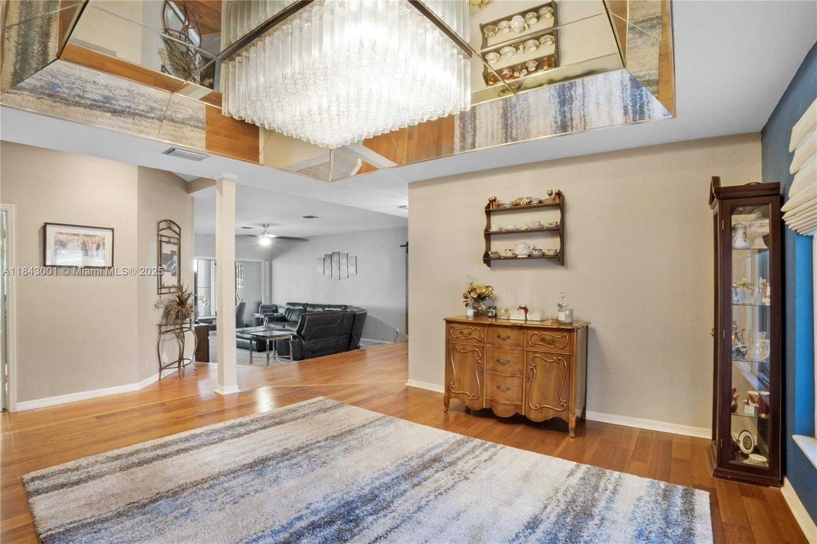 Small Image of 1031 SOUTH WEST 91ST AVE, Plantation Number 11