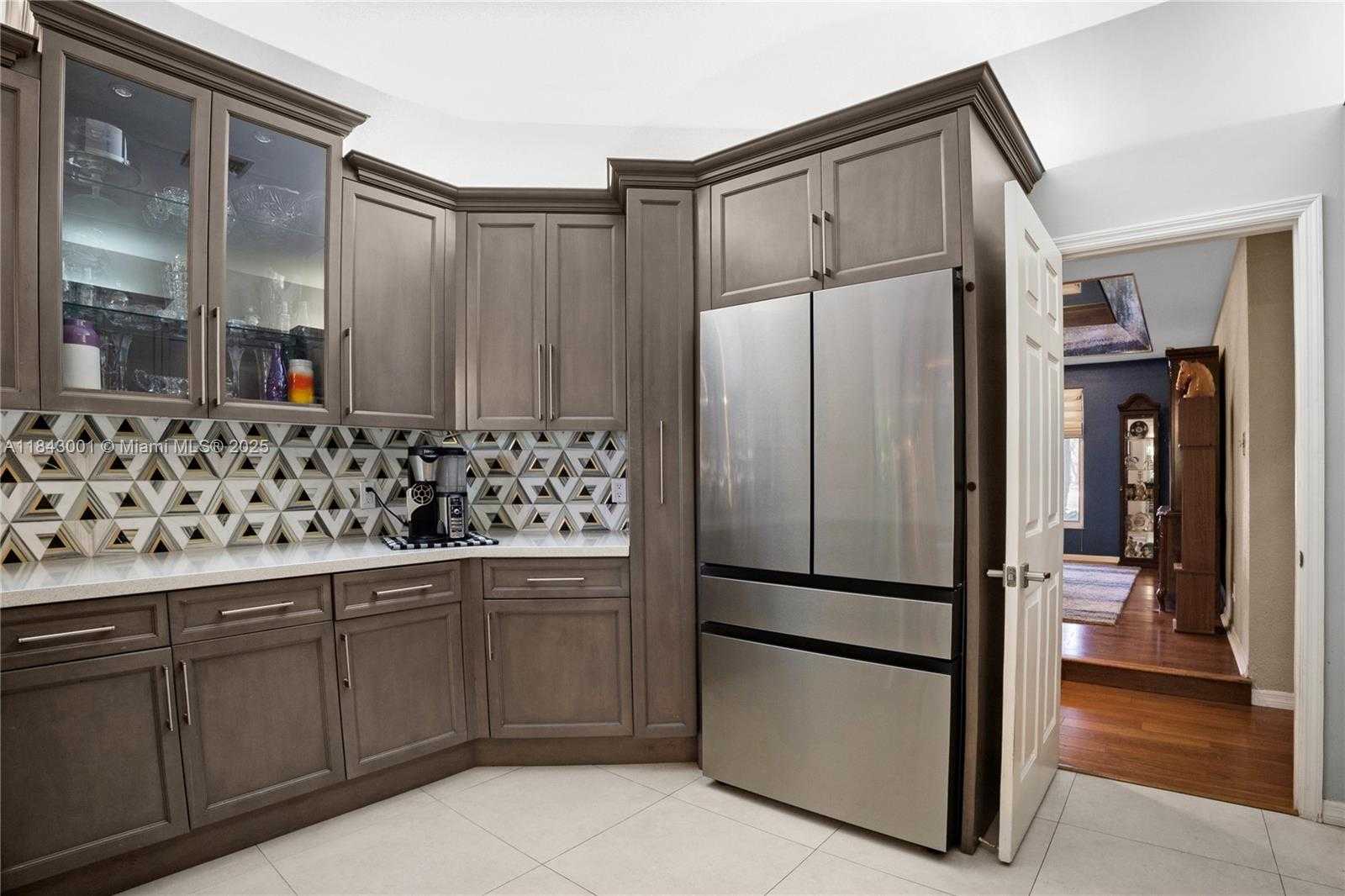 Small Image of 1031 SOUTH WEST 91ST AVE, Plantation Number 19