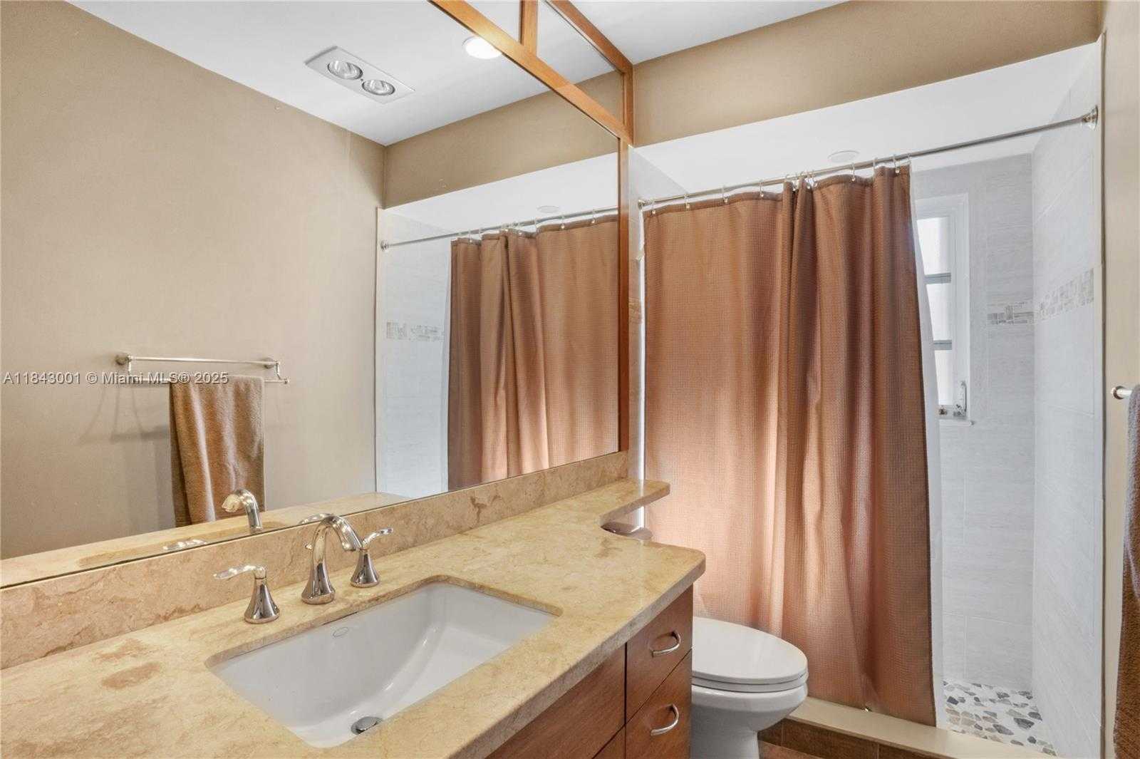 Small Image of 1031 SOUTH WEST 91ST AVE, Plantation Number 33