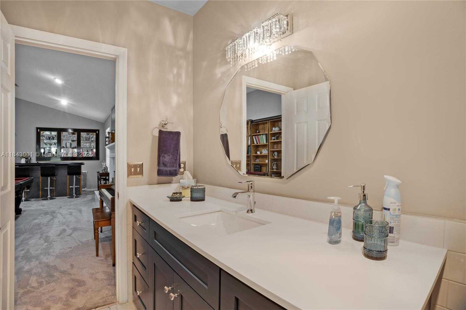 Small Image of 1031 SOUTH WEST 91ST AVE, Plantation Number 42
