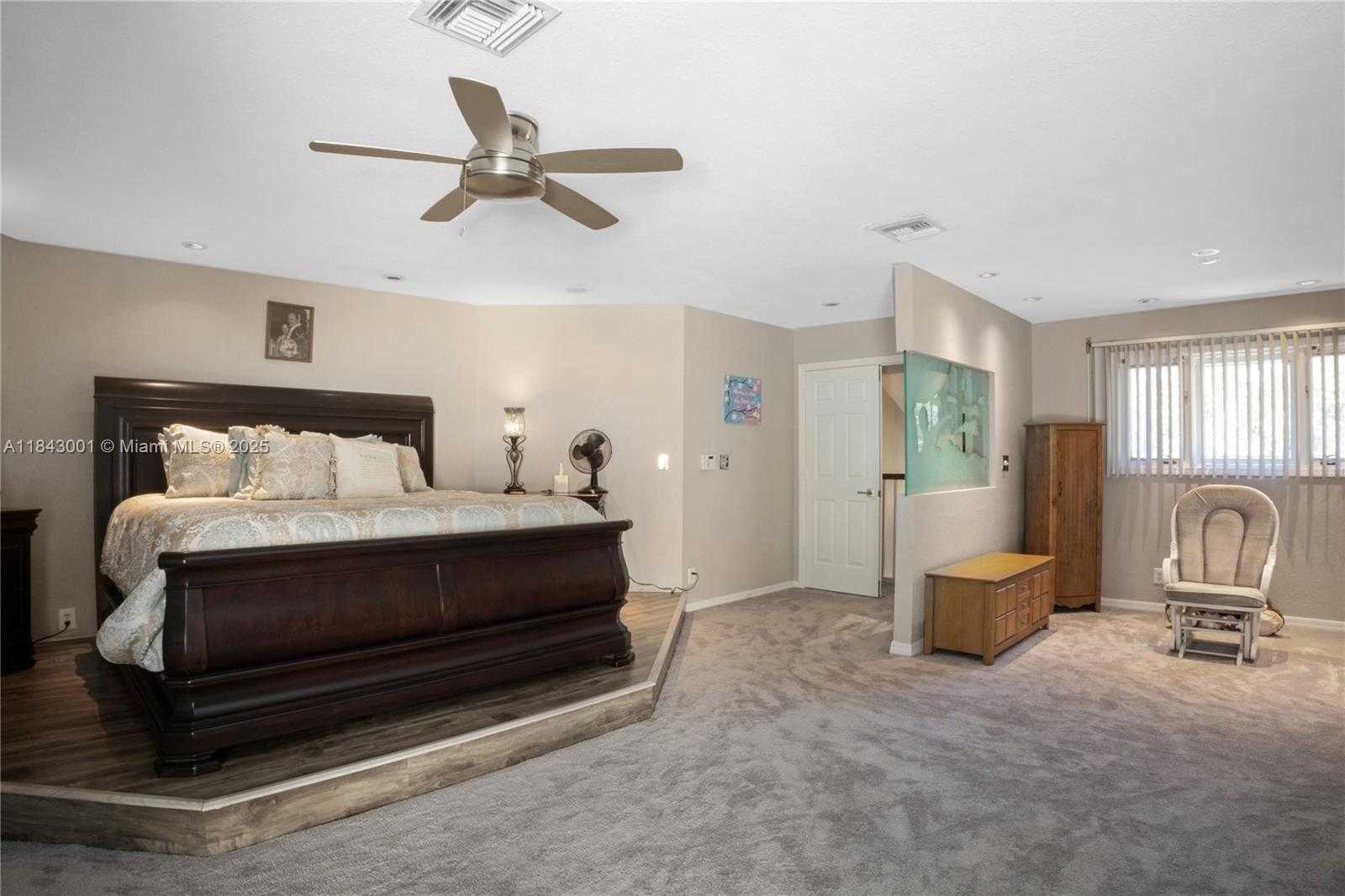 Small Image of 1031 SOUTH WEST 91ST AVE, Plantation Number 49