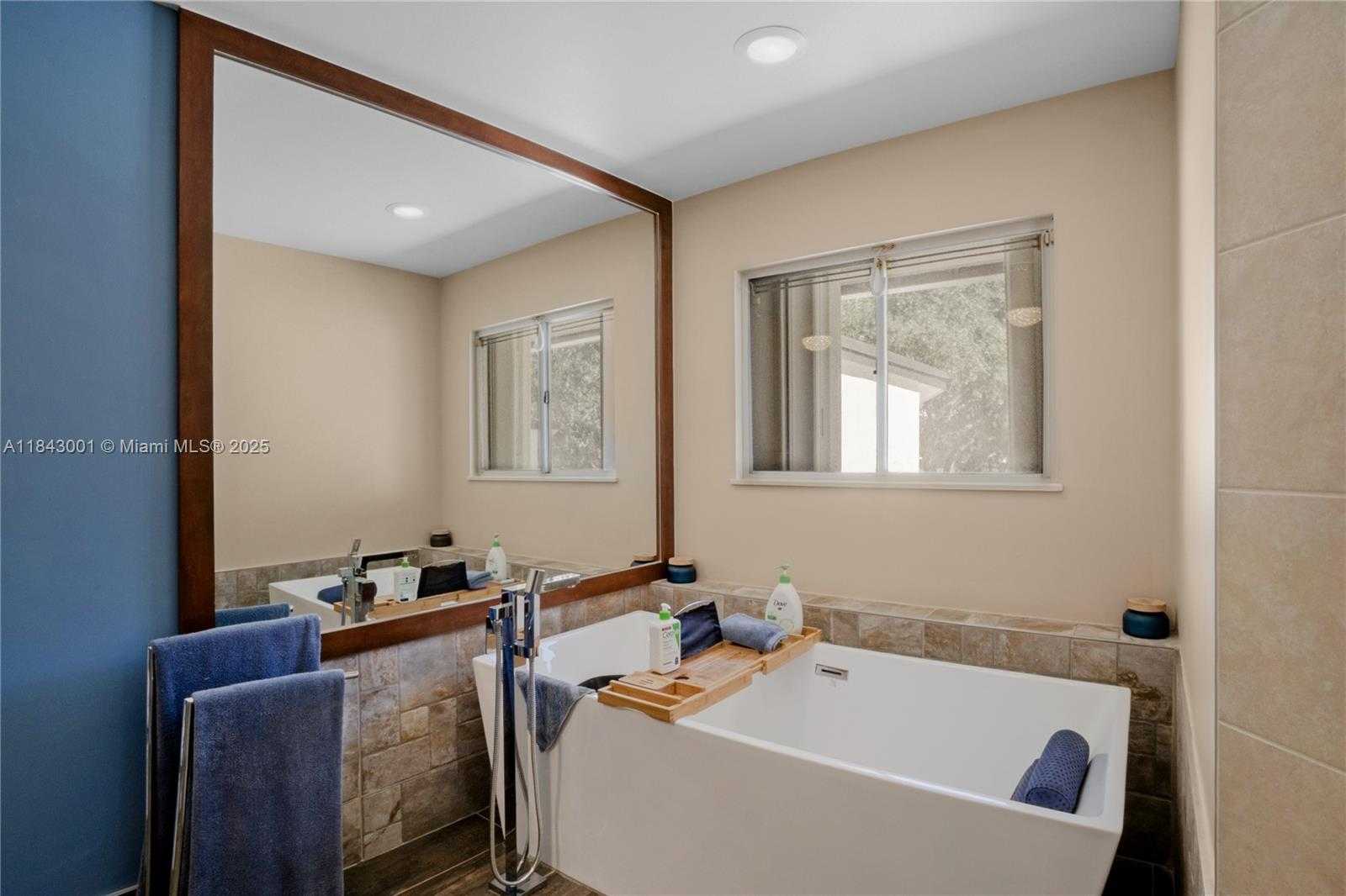 Small Image of 1031 SOUTH WEST 91ST AVE, Plantation Number 57