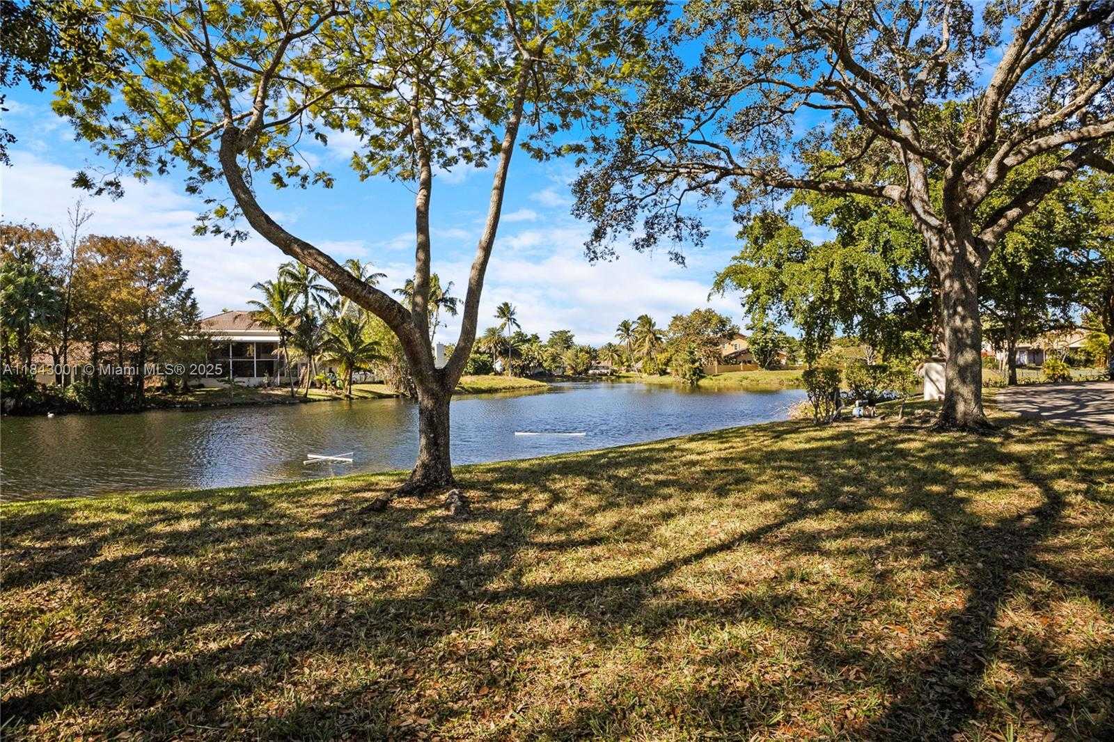 Small Image of 1031 SOUTH WEST 91ST AVE, Plantation Number 72