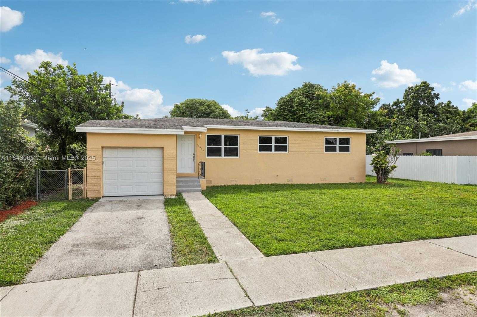 Small Image of 18025 NORTH WEST 6TH AVE, Miami Gardens Number 2