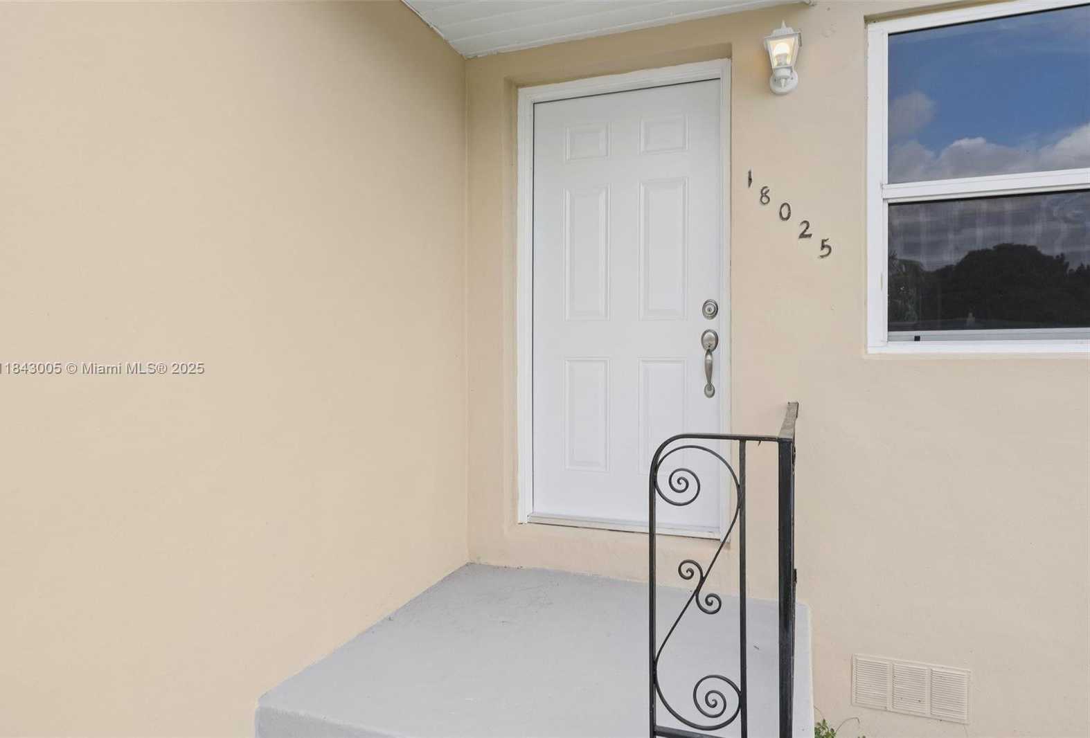 Small Image of 18025 NORTH WEST 6TH AVE, Miami Gardens Number 6
