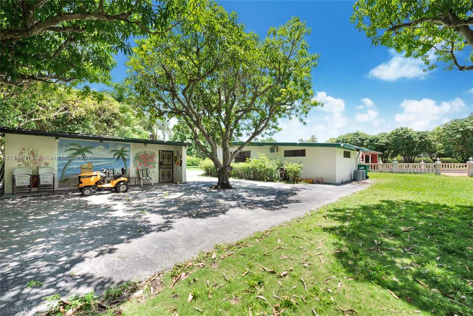 Small Image of 8000 SOUTH WEST 184TH ST, Cutler Bay Number 7