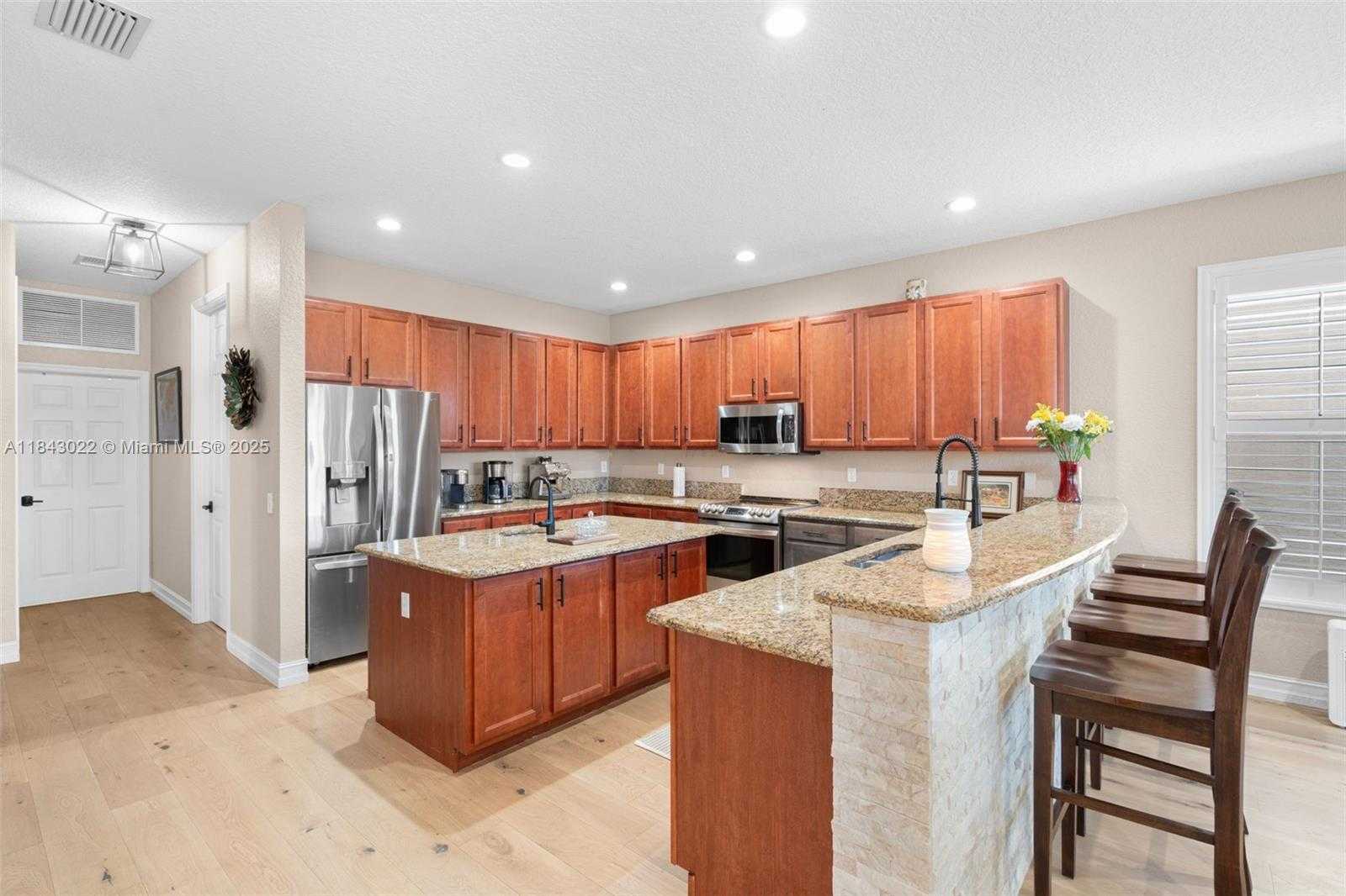 Small Image of 8864 MAPLE HILL CT, Boynton Beach Number 10