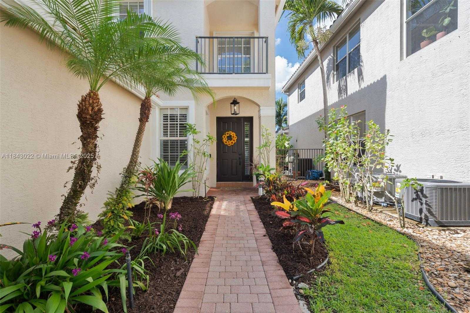 Small Image of 8864 MAPLE HILL CT, Boynton Beach Number 2