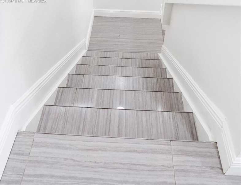 Small Image of 21416 NORTH WEST 13TH PL, Miami Gardens Number 15