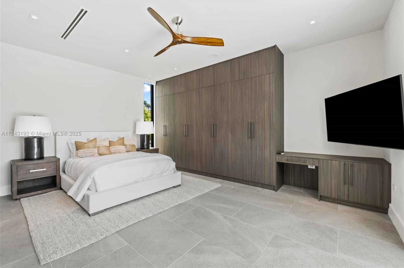 Small Image of 5288 ALTON RD, Miami Beach Number 14