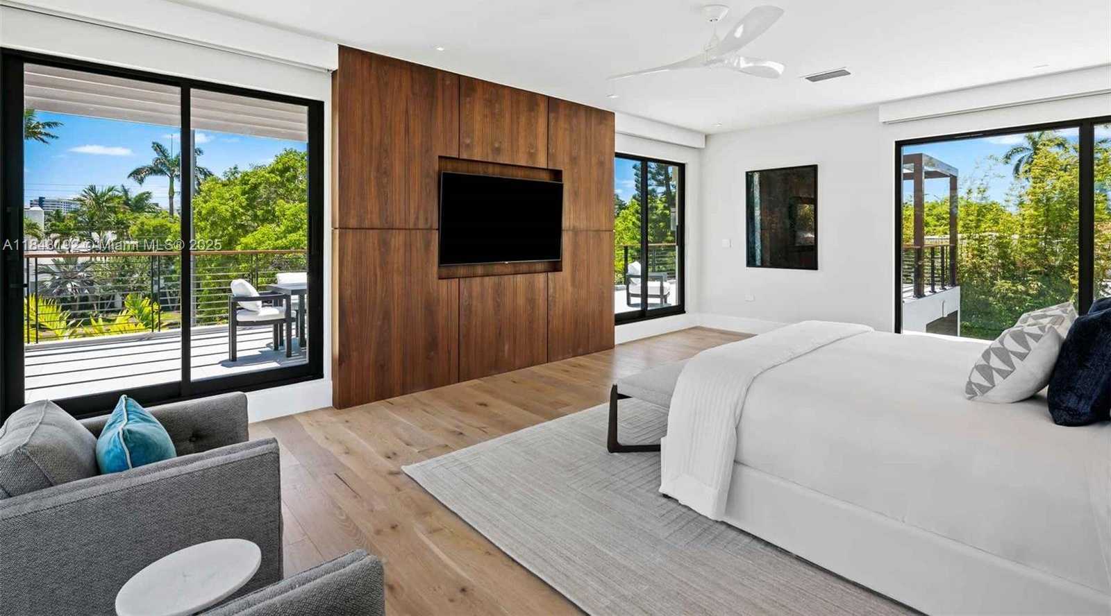 Small Image of 5288 ALTON RD, Miami Beach Number 23