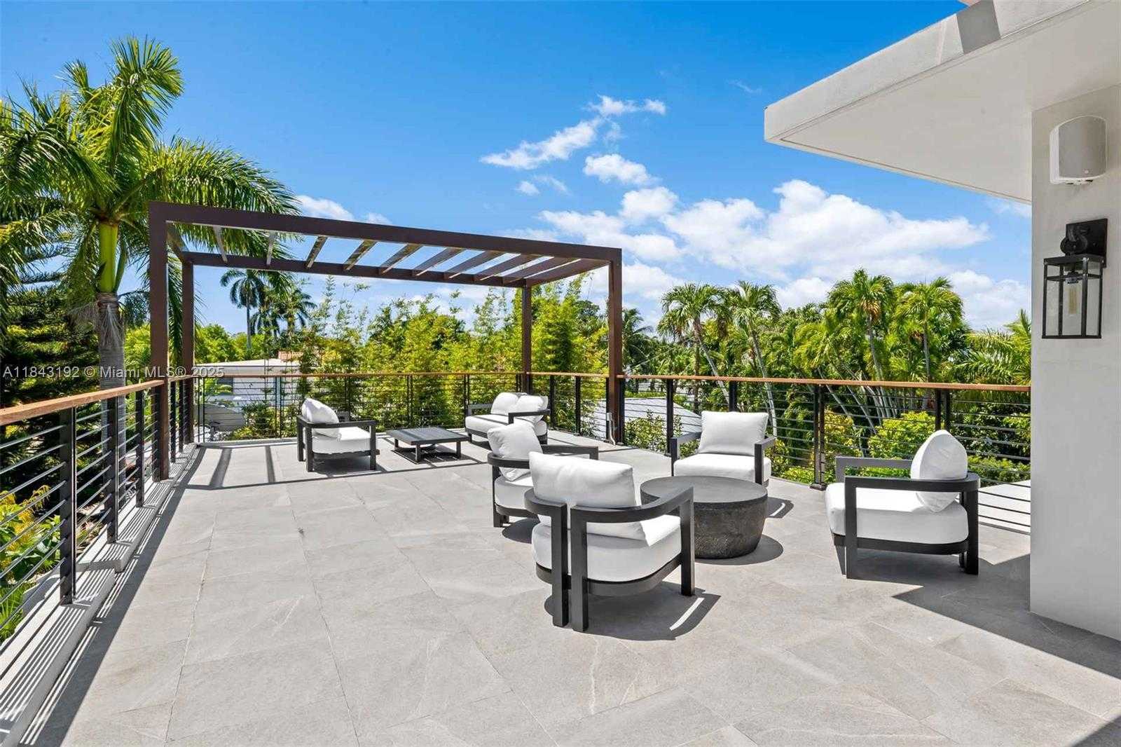 Small Image of 5288 ALTON RD, Miami Beach Number 25