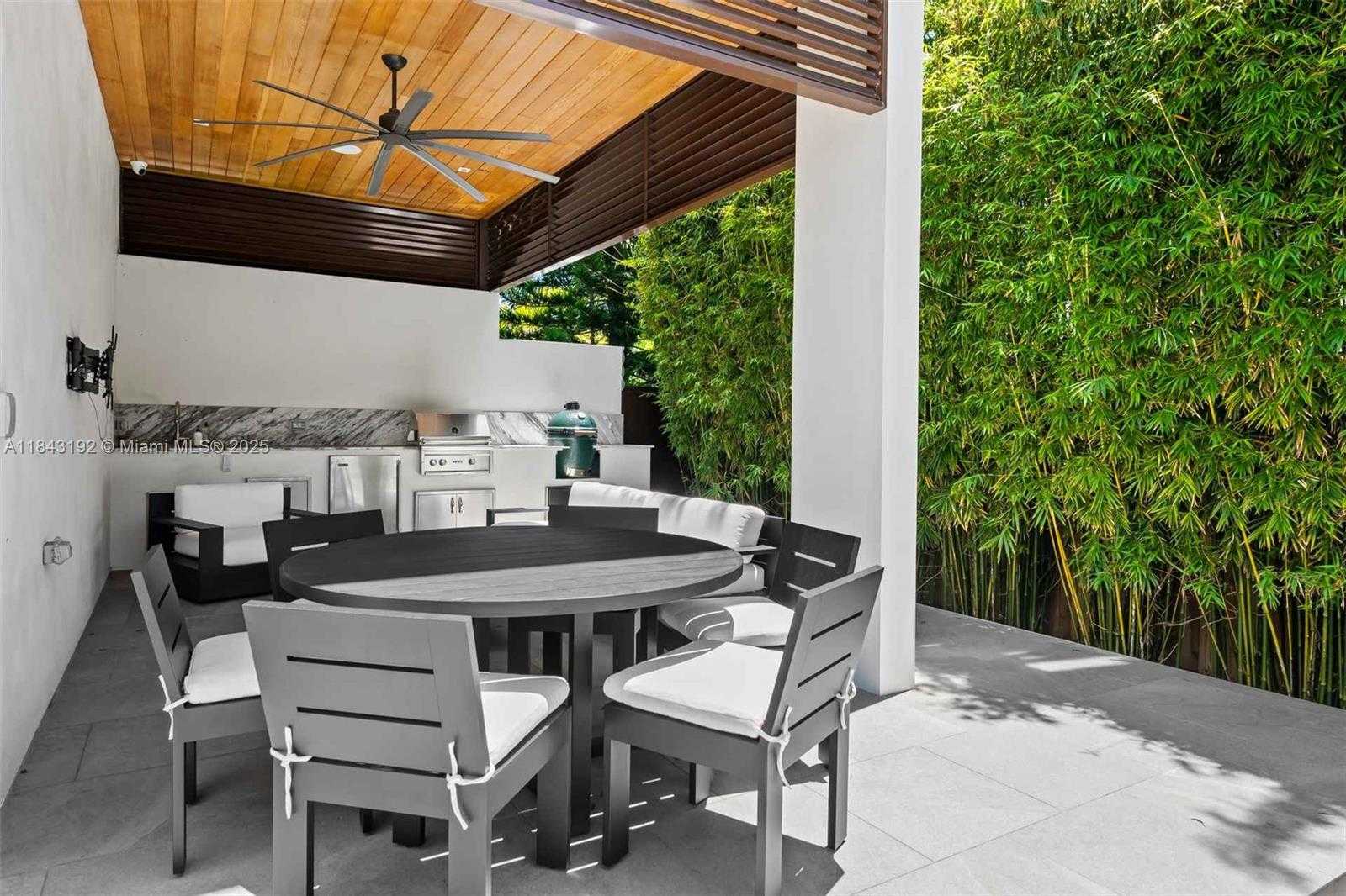Small Image of 5288 ALTON RD, Miami Beach Number 29