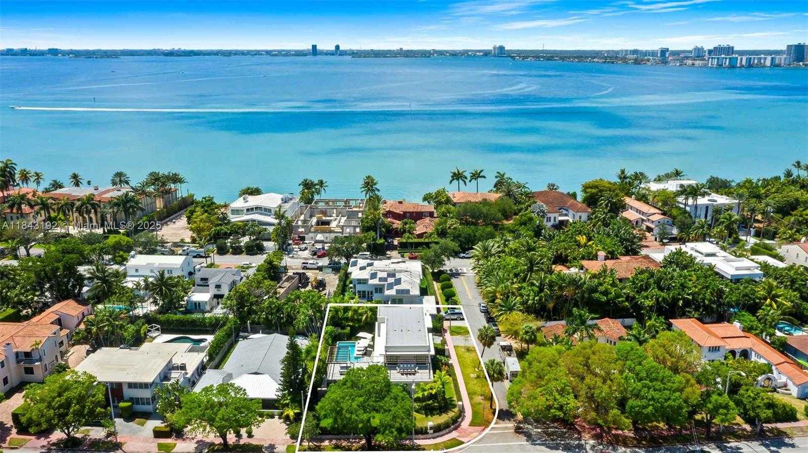Small Image of 5288 ALTON RD, Miami Beach Number 5