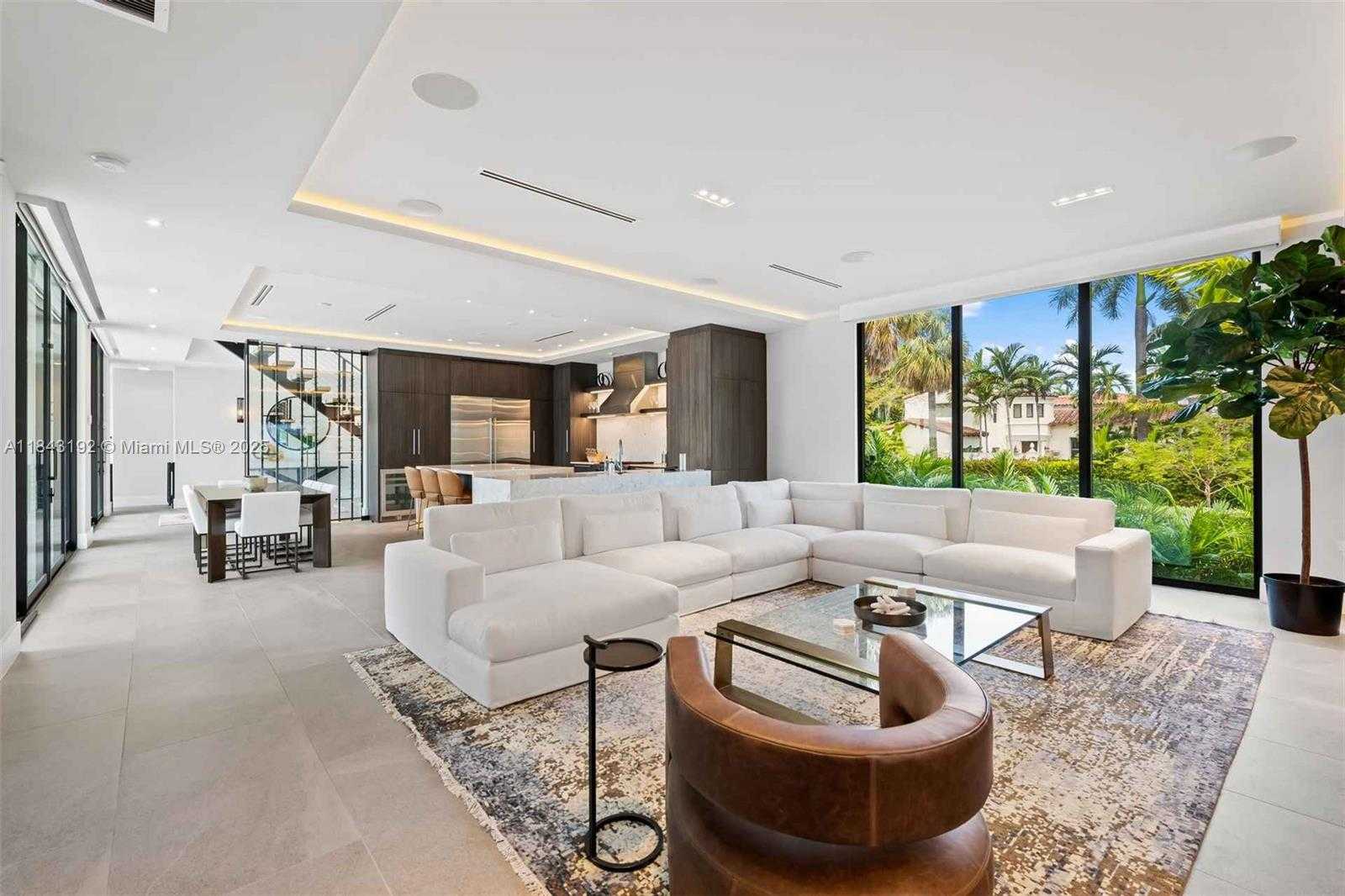 Small Image of 5288 ALTON RD, Miami Beach Number 8