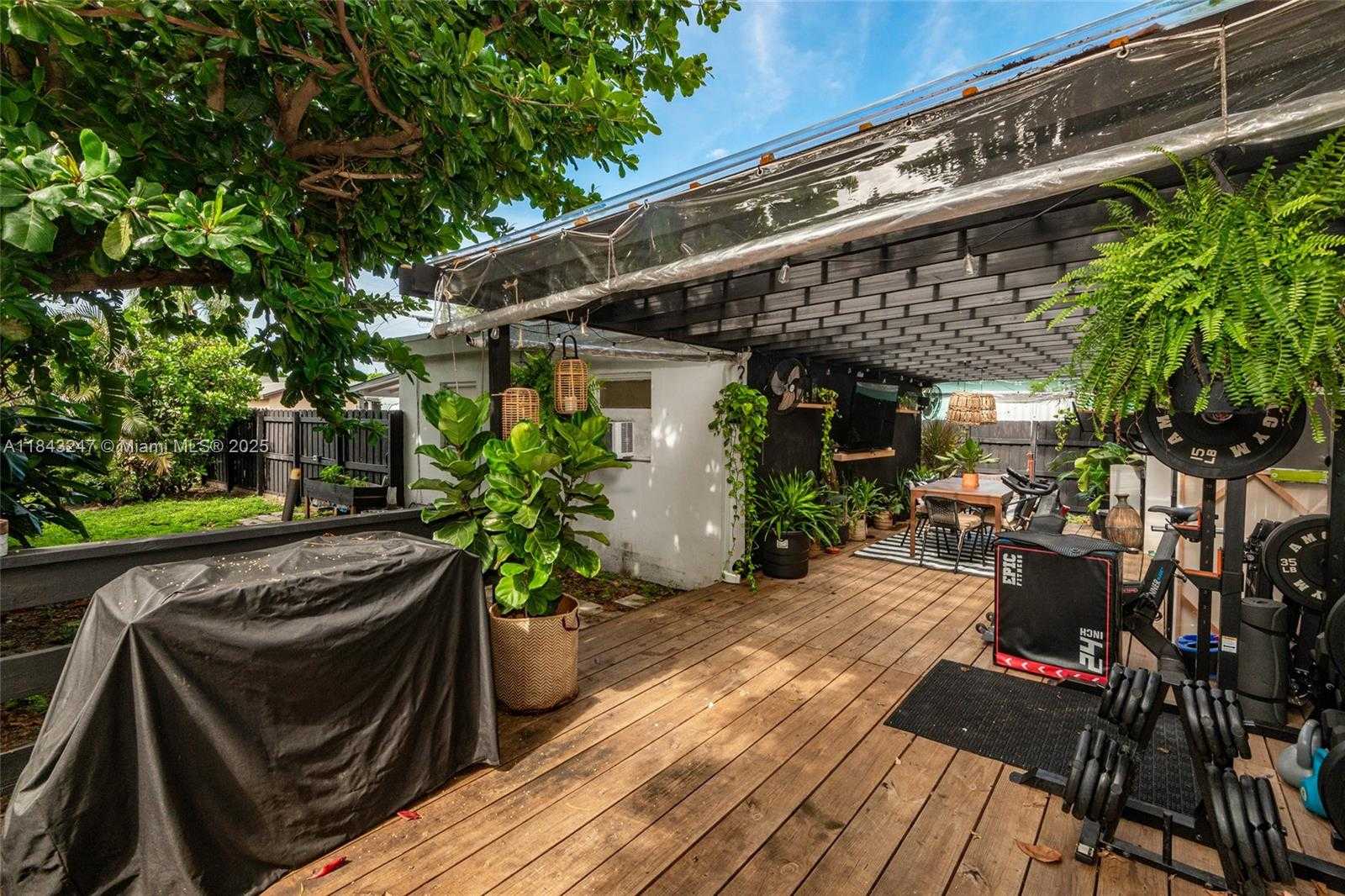 Small Image of 2506 HARDING ST, Hollywood Number 22