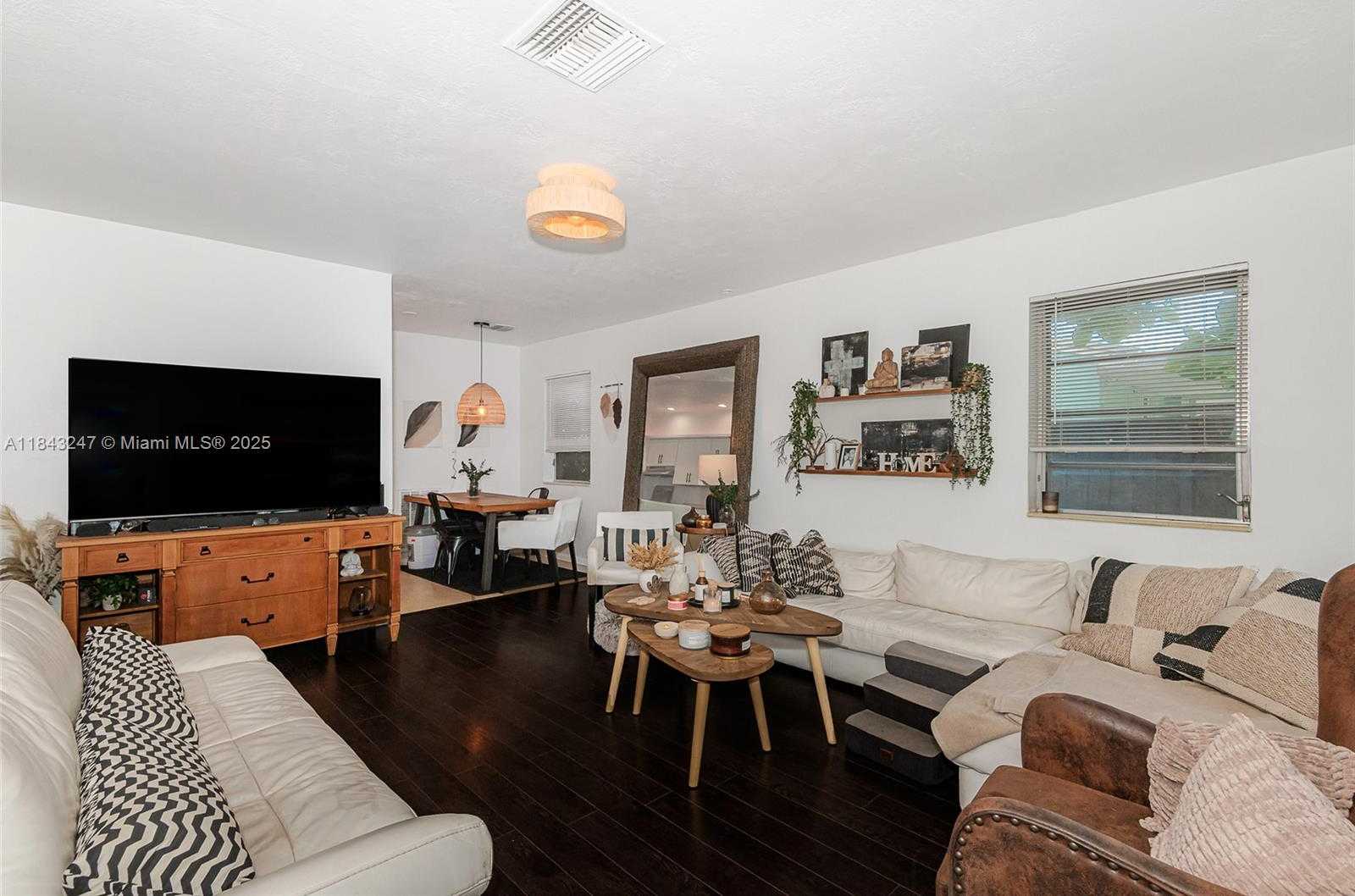 Small Image of 2506 HARDING ST, Hollywood Number 24