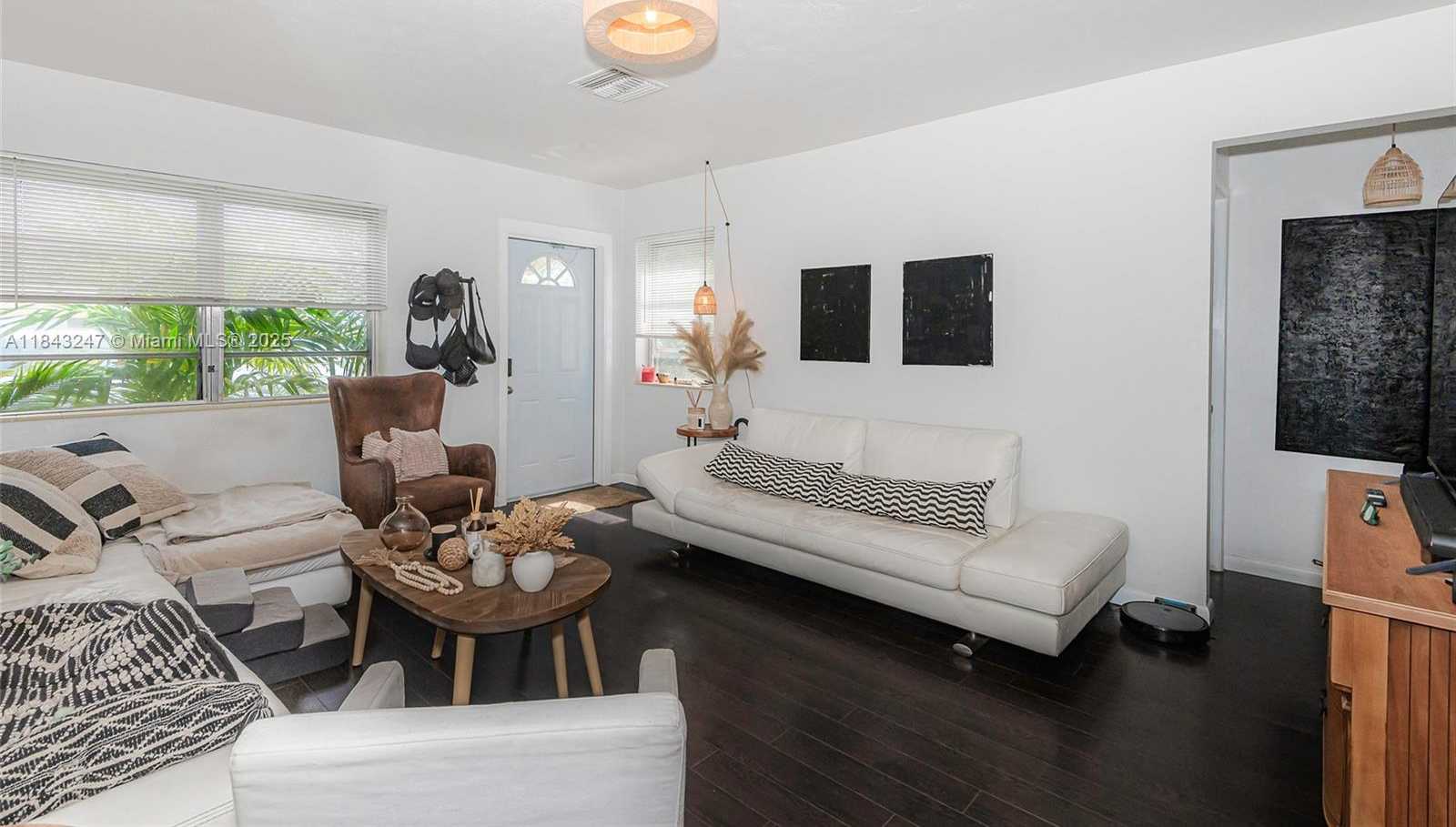 Small Image of 2506 HARDING ST, Hollywood Number 27