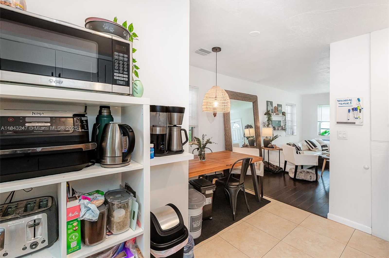 Small Image of 2506 HARDING ST, Hollywood Number 33