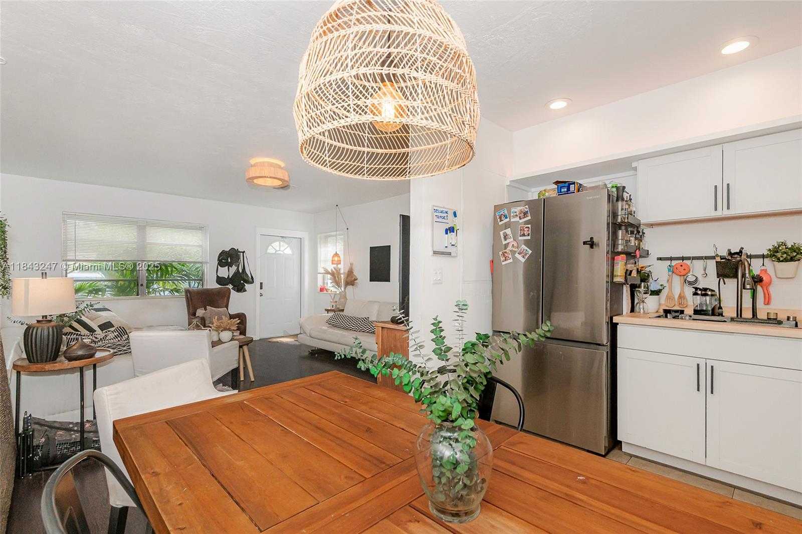 Small Image of 2506 HARDING ST, Hollywood Number 35