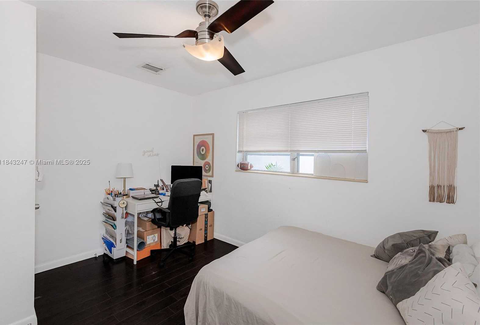 Small Image of 2506 HARDING ST, Hollywood Number 5