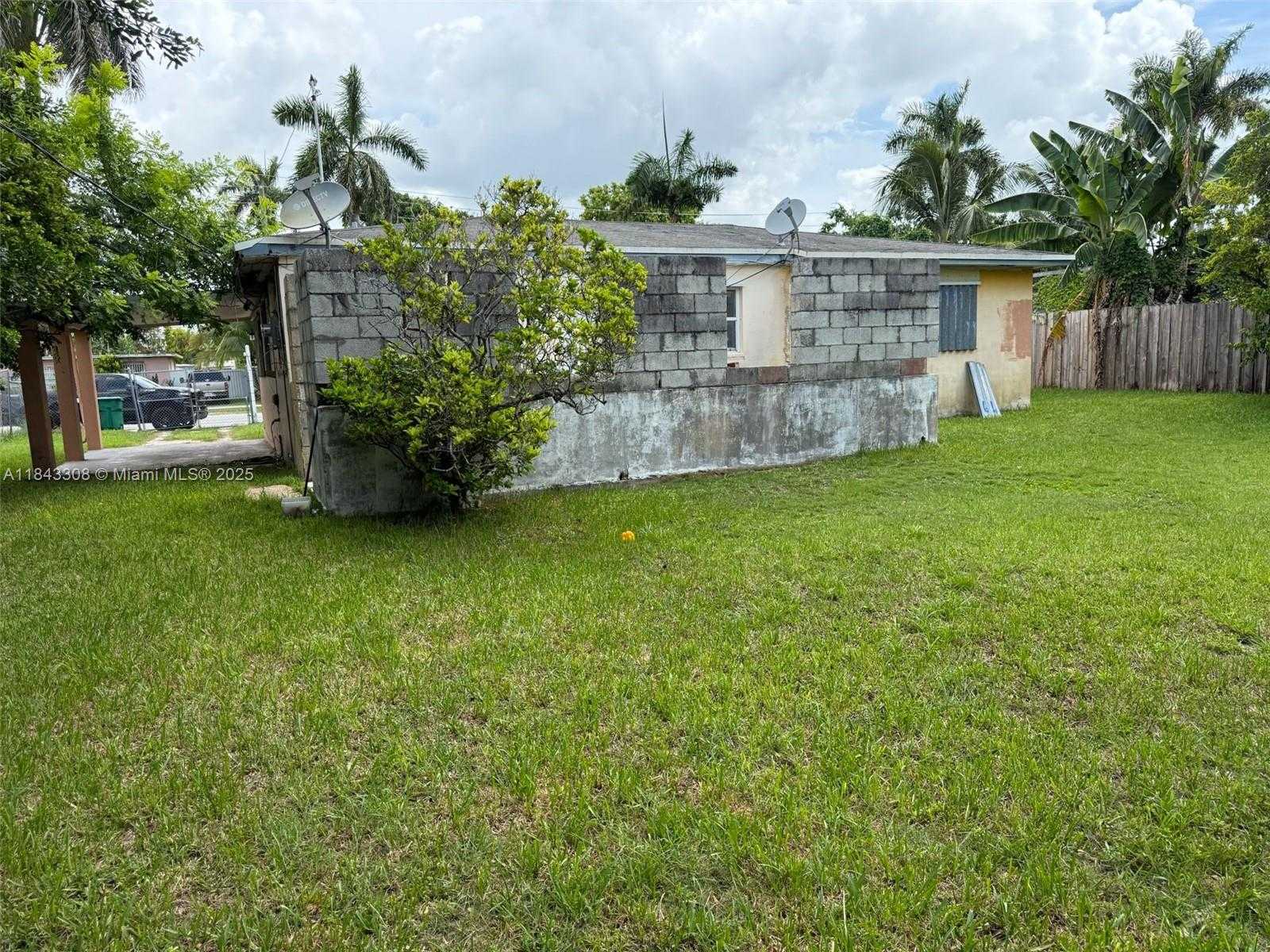 Small Image of 15240 SOUTH WEST 296TH ST, Homestead Number 23