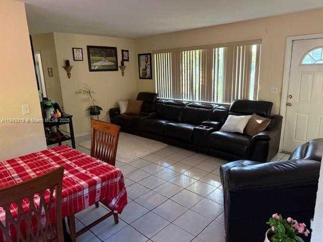 Small Image of 14374 SOUTH WEST 297TH TER, Homestead Number 3