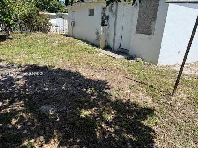 Small Image of 125 NORTH WEST 122ND ST, North Miami Number 16