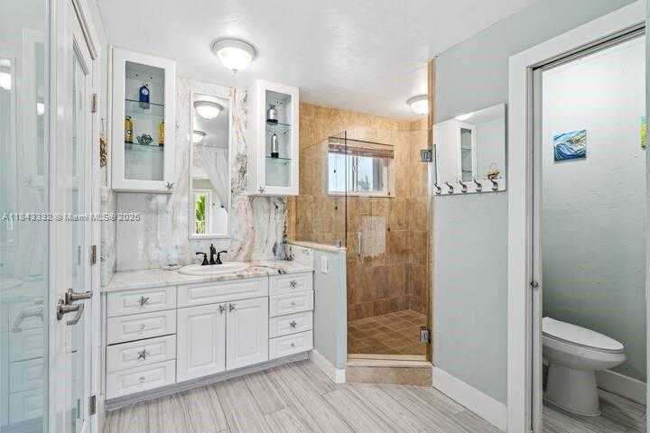 Small Image of 201 WILDWOOD CIR, Key Largo Number 22