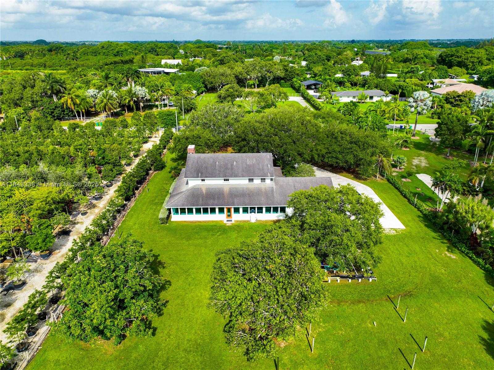 Small Image of 24545 SOUTH WEST 192ND AVE, Homestead Number 91