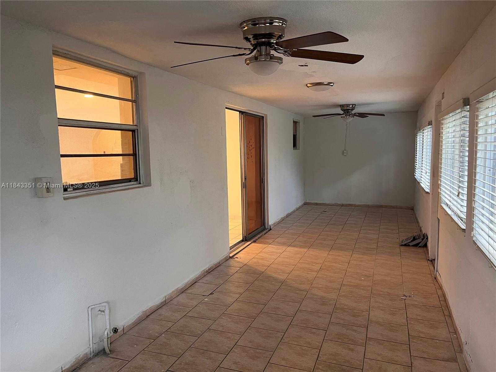 Small Image of 17320 NORTH WEST 47TH AVE, Miami Gardens Number 3