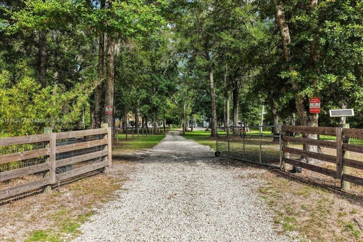 Small Image of 2159 82 TERRACE, Other City - In The State Of Florida Number 11