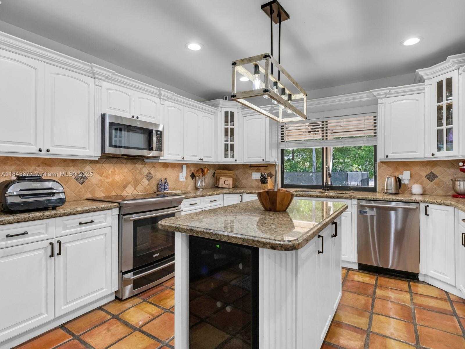 Small Image of 1030 SOUTH WEST 91ST AVE, Plantation Number 14
