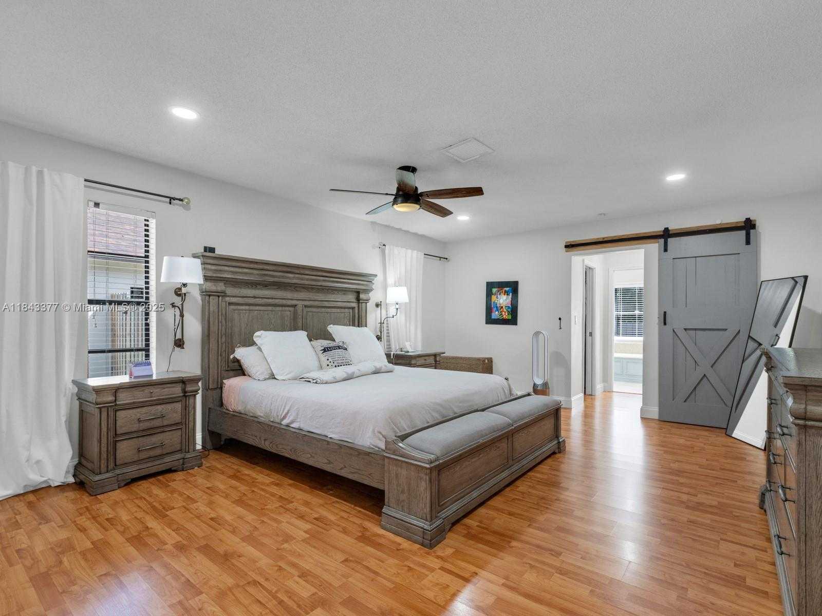 Small Image of 1030 SOUTH WEST 91ST AVE, Plantation Number 16